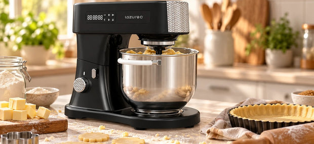 Lazurec Bakara Mix ONE Küchenmaschine mit Mürbeteig in der Edelstahlschüssel beim Backen