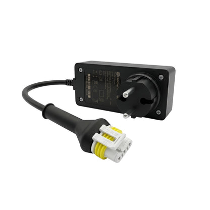 Netzteil mit EU-Stecker und rundem Anschluss, schwarzes Kabel