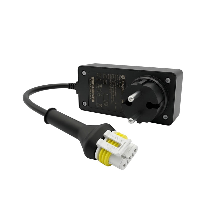 Netzteil mit EU-Stecker und rundem Anschluss, schwarzes Kabel