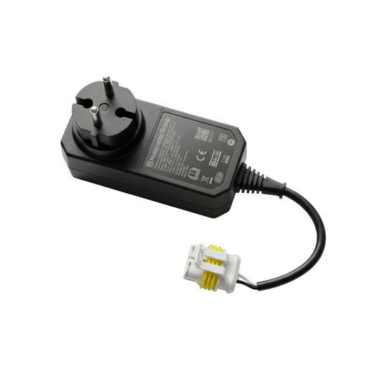 Gardena Netzteil mit EU-Stecker, schwarzes Gehäuse und Netzkabel